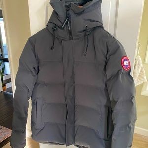 MacMillan Parka in graphite with classic disc